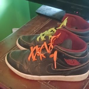 Used aj1 mids